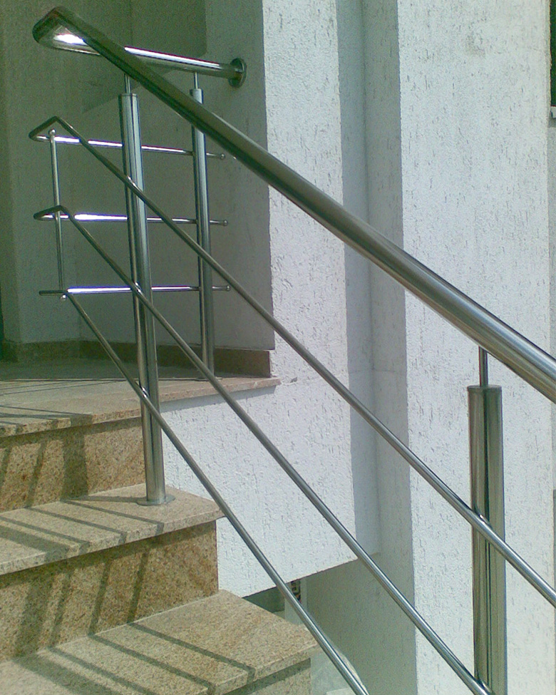 Balustrada exterior din inox